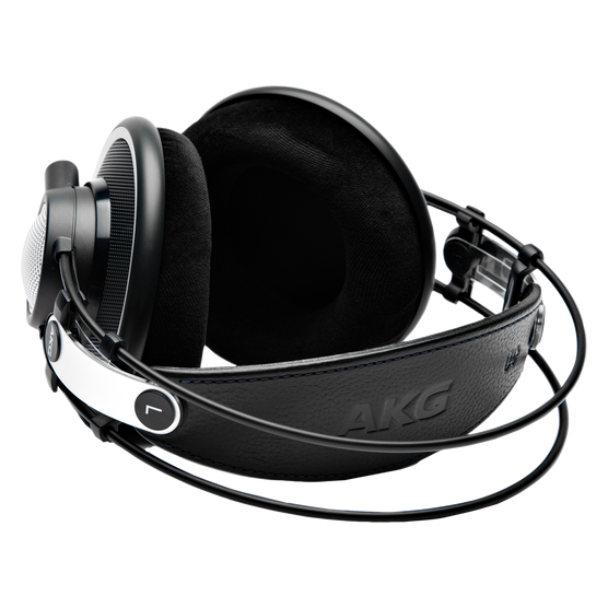 K702 - Black - Reference studio headphones - Detailshot 1